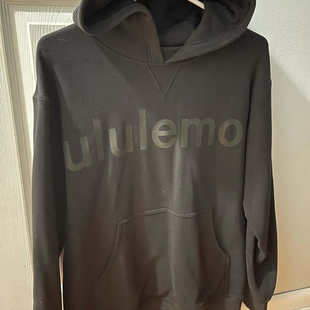 Lululemon all yours graphic black 6